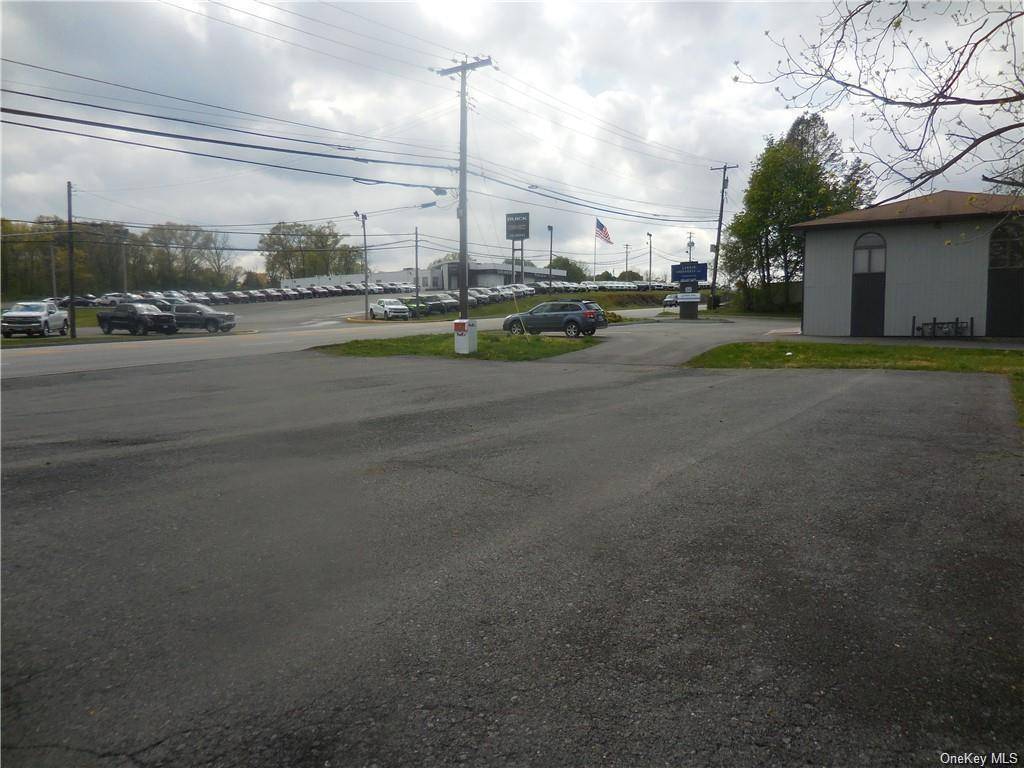 Newburgh, NY 12550,34 Route 17K