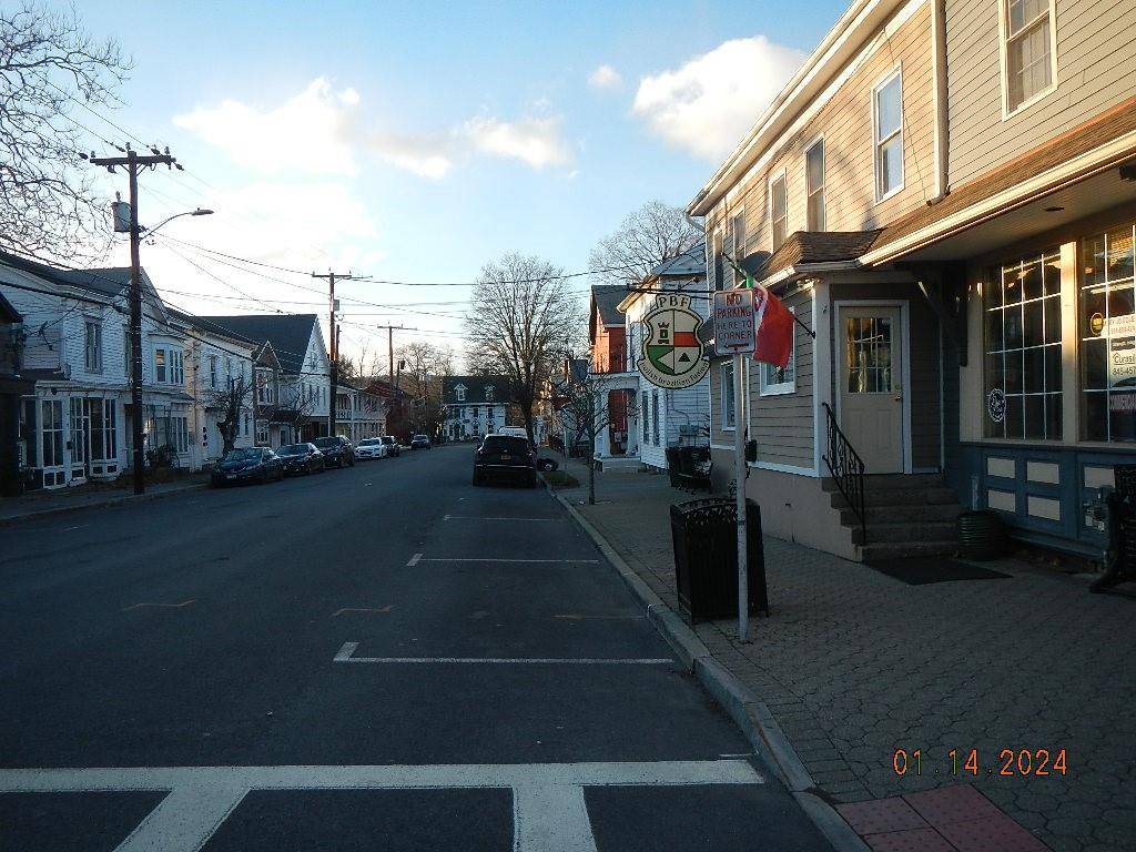 Montgomery, NY 12549,98 Clinton ST