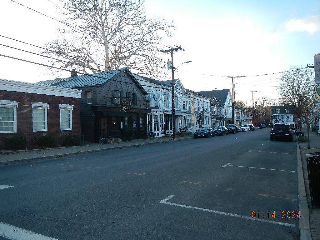 Montgomery, NY 12549,98 Clinton ST