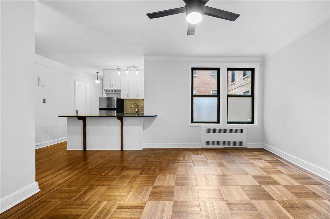 Brooklyn, NY 11218,415 Ocean Parkway #1A