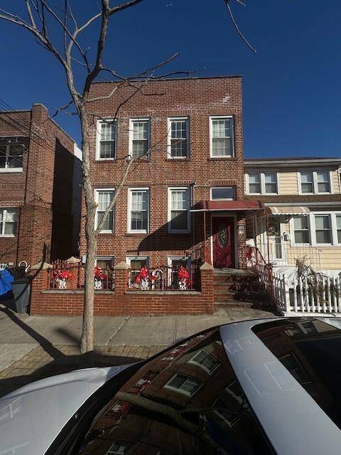 Bronx, NY 10461,2038 Hobart AVE #1