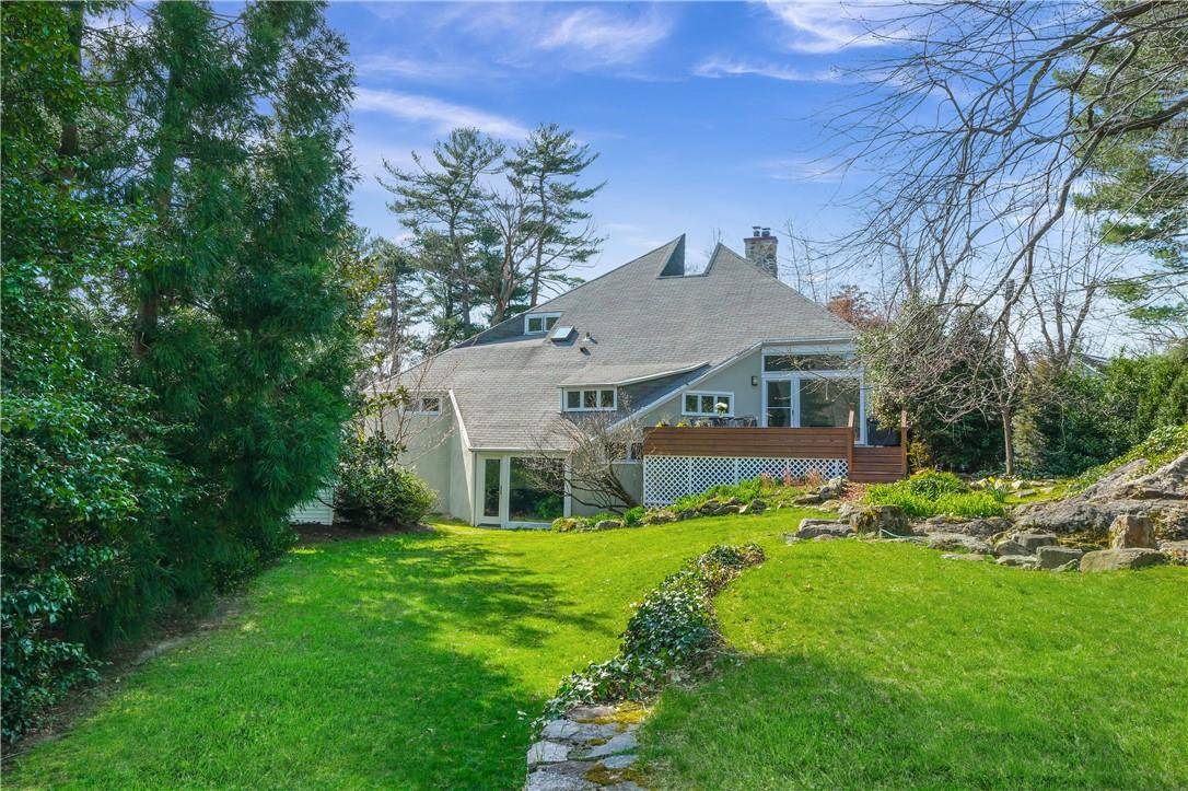 Larchmont, NY 10538,9 Serpentine TRL