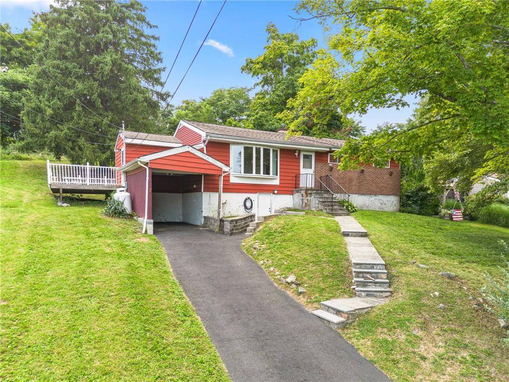 Mahopac, NY 10541,14 Hilltop DR