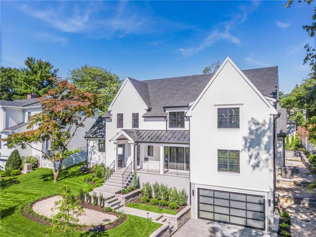 Larchmont, NY 10538,87 Colonial AVE