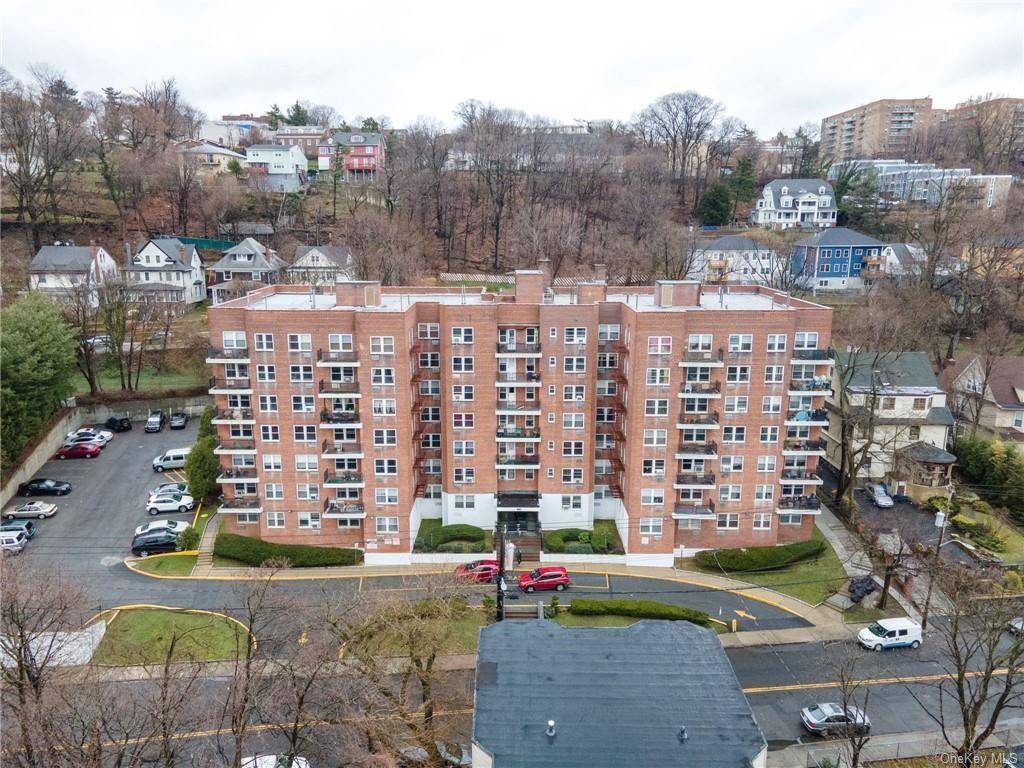 Yonkers, NY 10701,440 Warburton AVE #3D