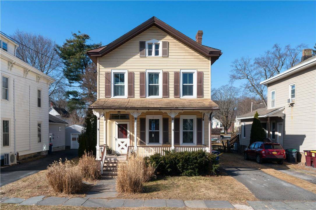 Saugerties, NY 12477,158 Market ST