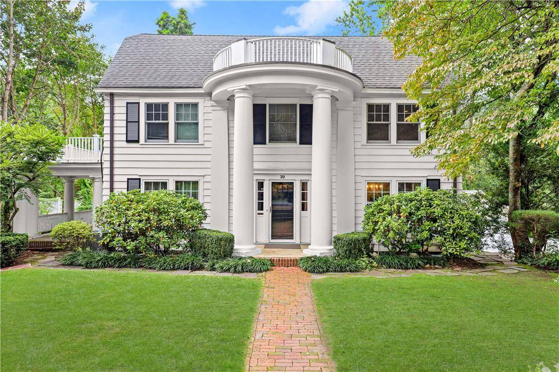 Scarsdale, NY 10583,39 Walworth AVE