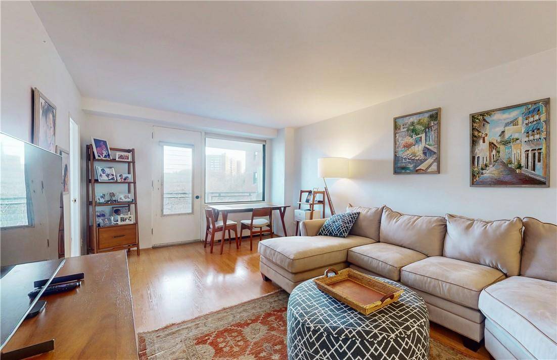 Bronx, NY 10471,4705 Henry Hudson Pkwy #7H