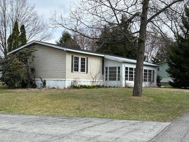 New Paltz, NY 12561,4 Mele LN