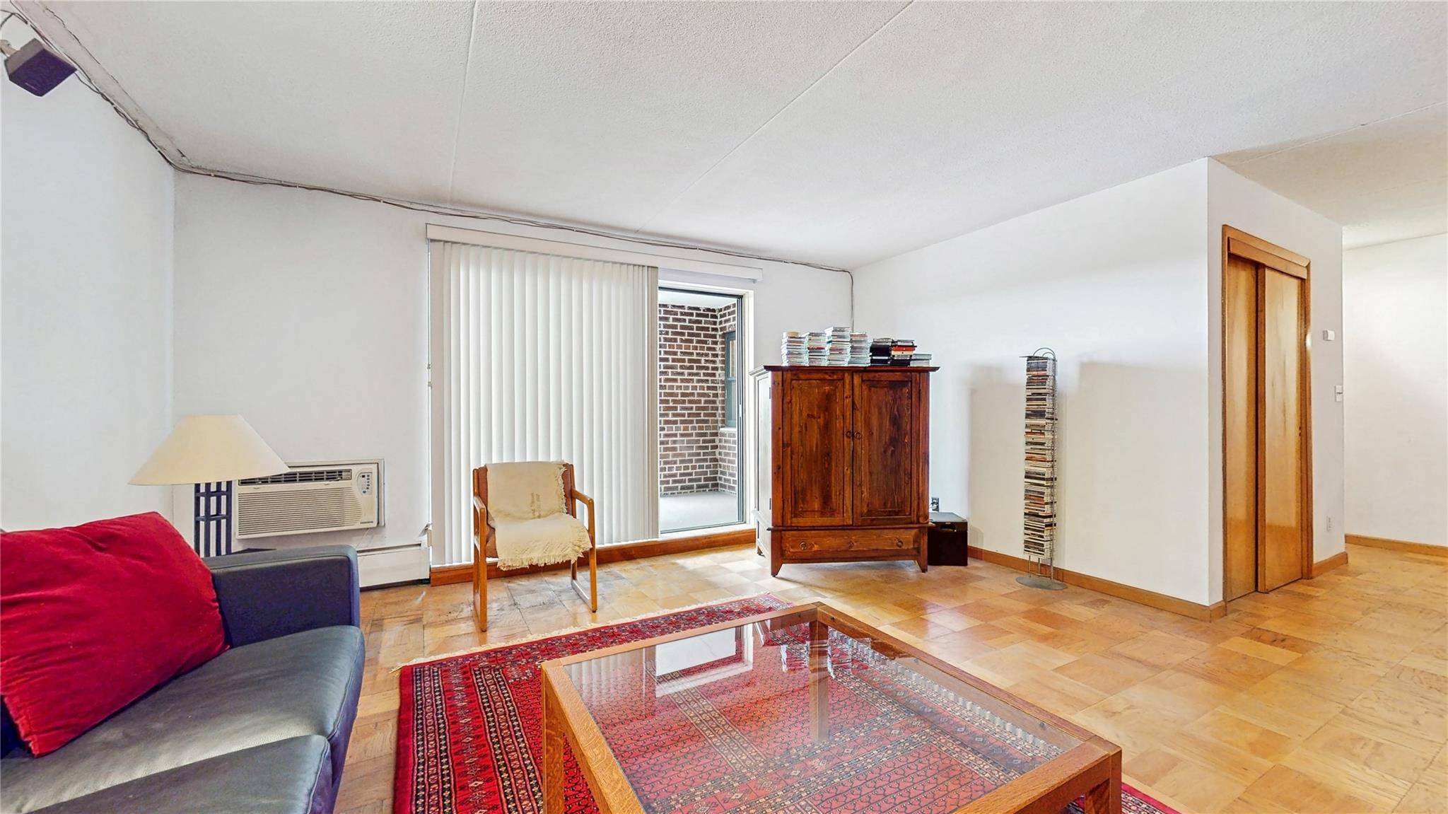 Mount Kisco, NY 10549,100 Diplomat DR #7A