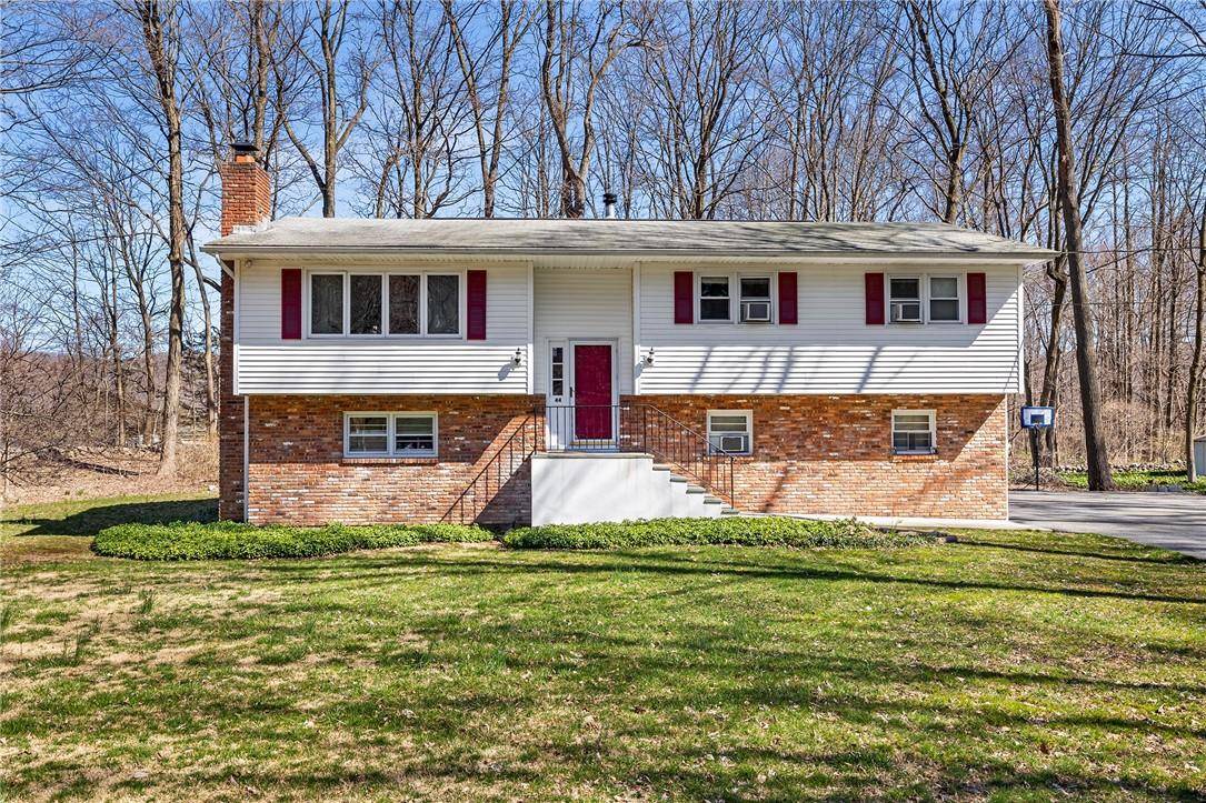 Cold Spring, NY 10516,44 Knollwood LN