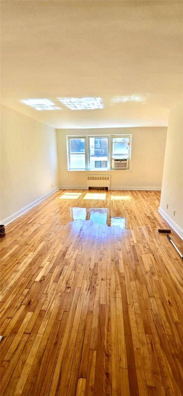 Yonkers, NY 10701,279 North Broadway ST #4H