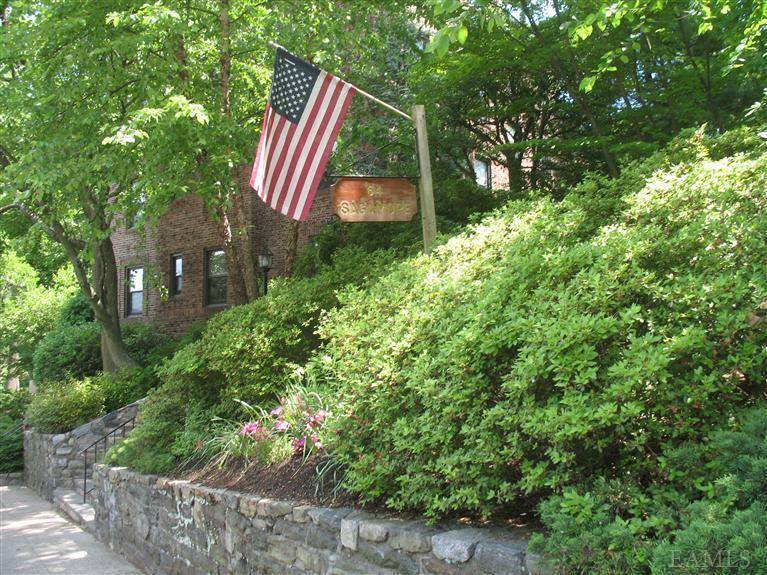 Bronxville, NY 10708,64 Sagamore RD #A5