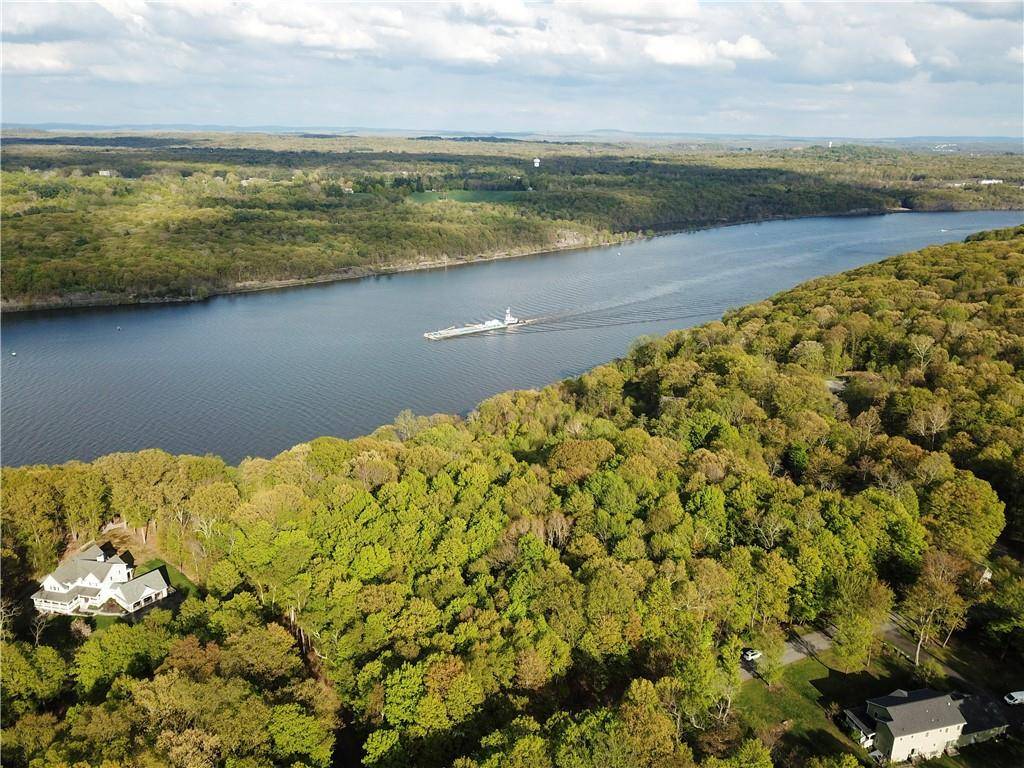 Highland, NY 12528,11 Elbow LN