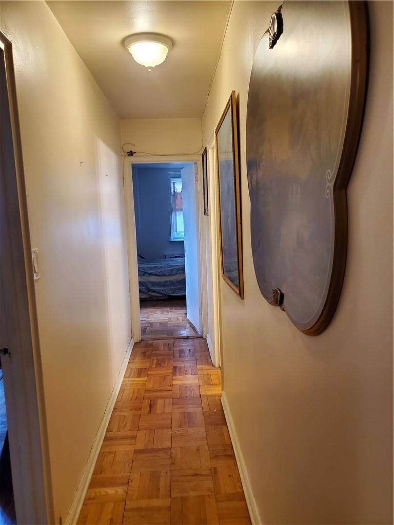 Bronx, NY 10463,80 Knolls CRES #1B