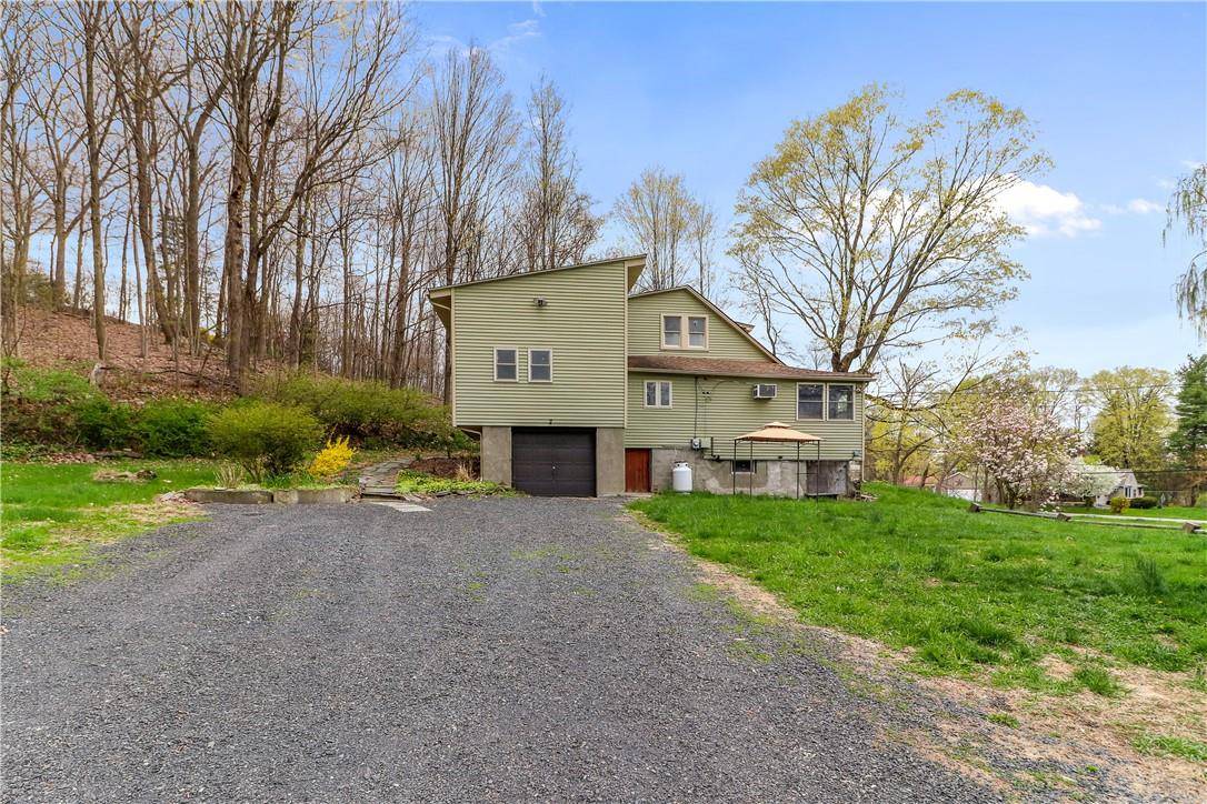 Cornwall, NY 12518,2 Iris RD