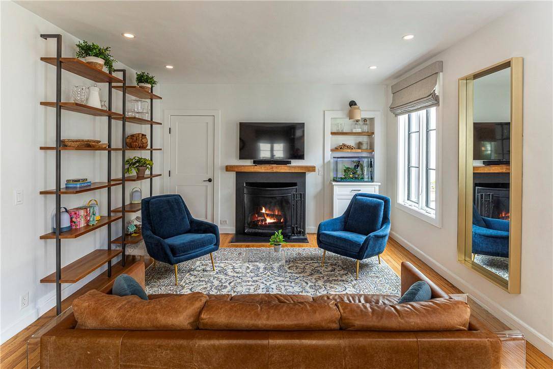 Bronxville, NY 10708,11 Park Avenue TER