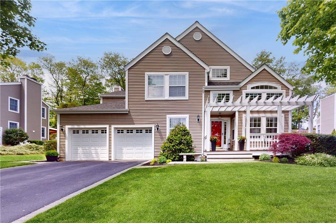 Yorktown Heights, NY 10598,218 High Ridge CT