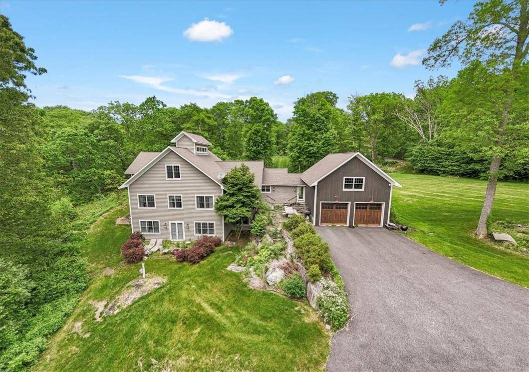 Carmel, NY 10512,88 Daffodil CT