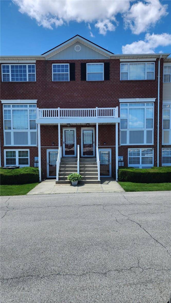 Bronx, NY 10473,179 Surf DR #114