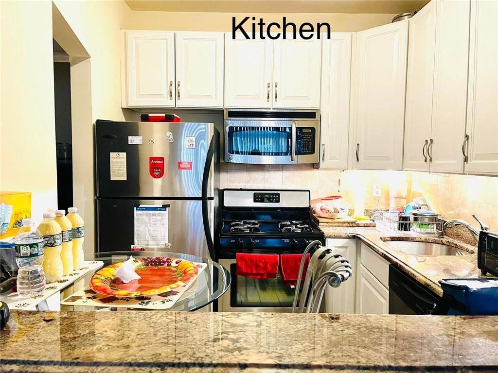 Bronx, NY 10473,179 Surf DR #114