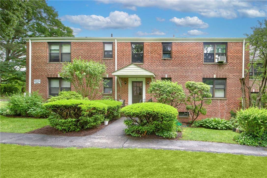 Hartsdale, NY 10530,11 Rockledge RD #2B