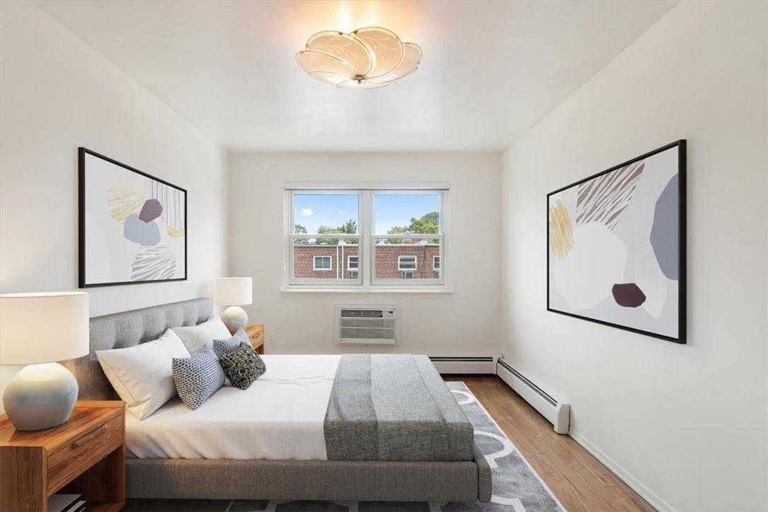 Bronx, NY 10465,1020 Throggmorton AVE #2