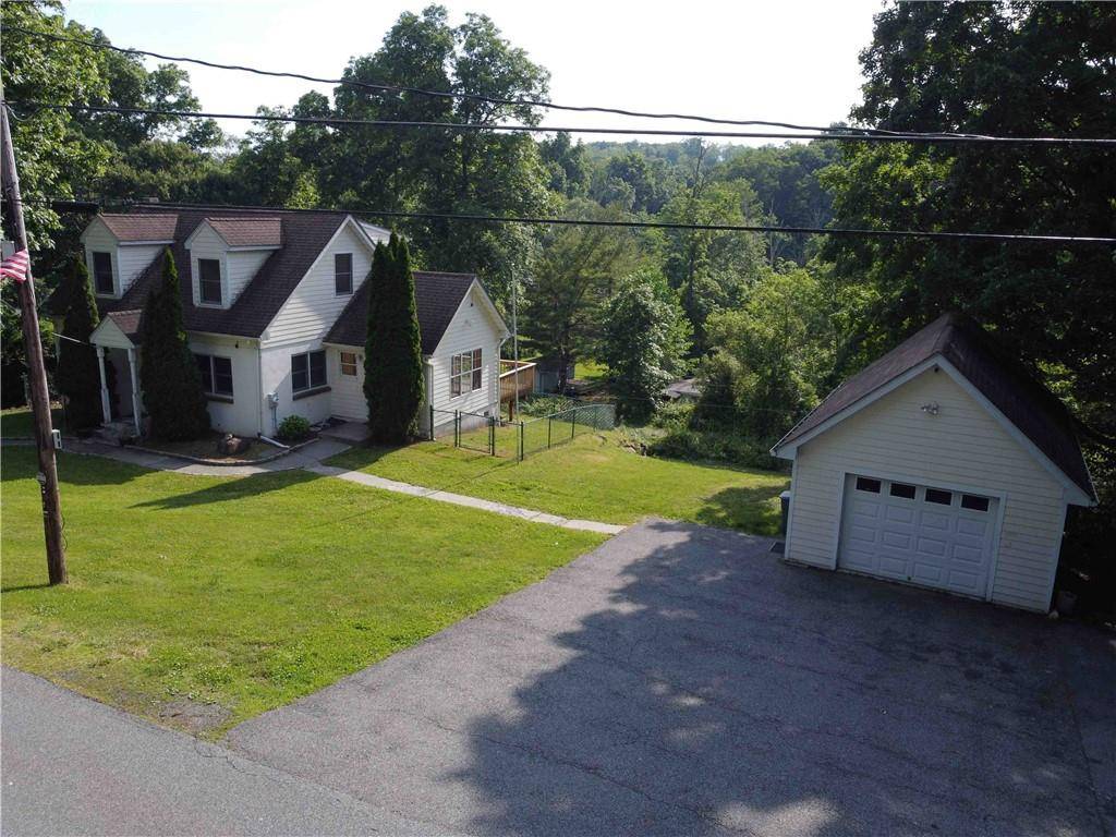 Yorktown Heights, NY 10598,27 Parkway DR