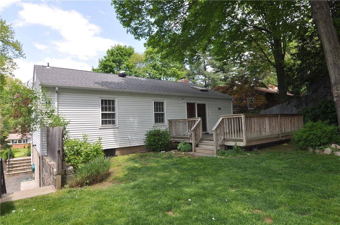 Bedford Hills, NY 10507,450 Bedford RD