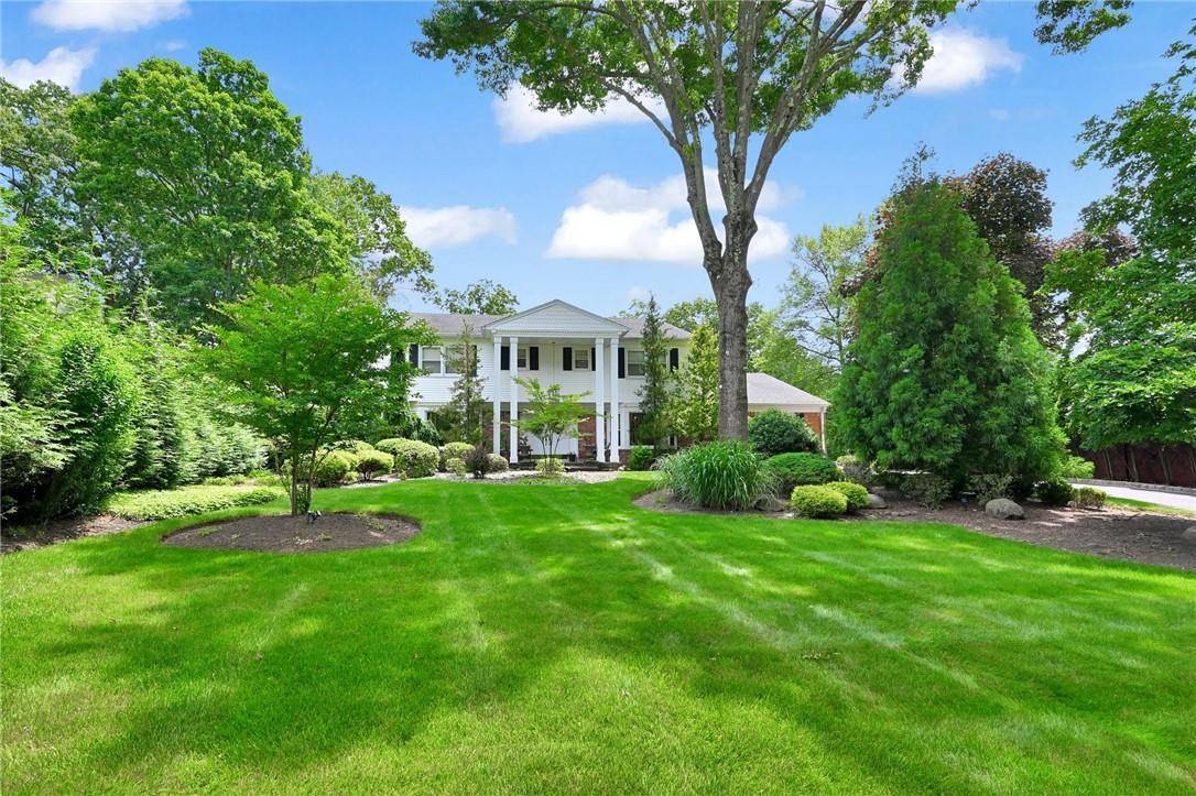 Orangeburg, NY 10962,108 Morristown DR