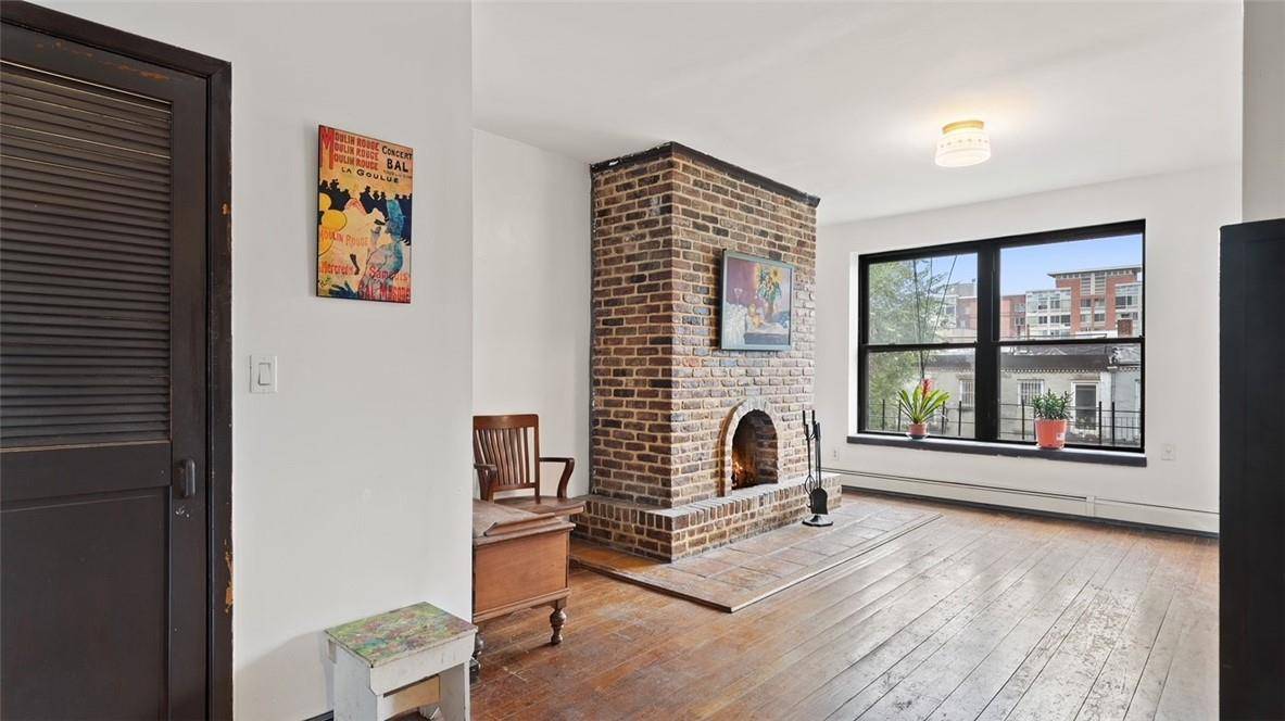 New York (manhattan), NY 10029,306 E 105 ST #4B