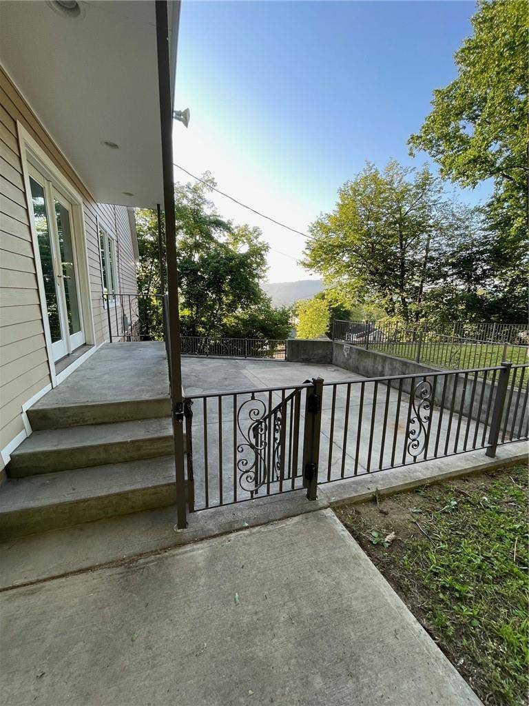 Highland Falls, NY 10928,65 Kleitz AVE