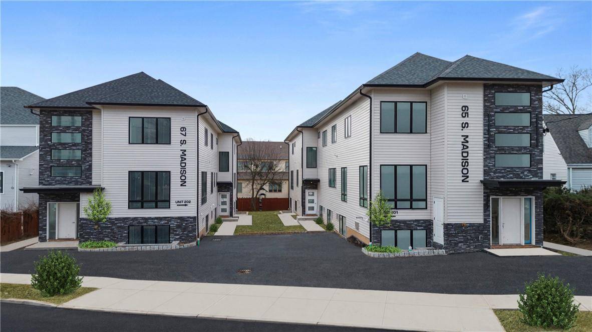 Spring Valley, NY 10977,67 S Madison AVE #202