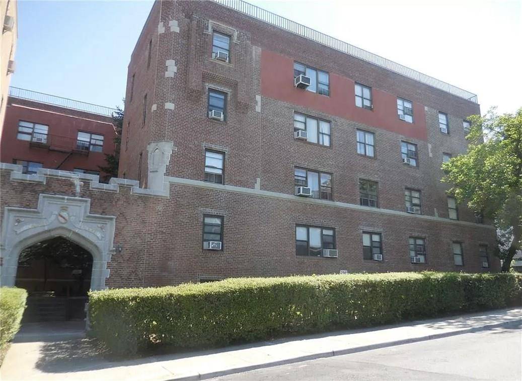 Port Chester, NY 10573,35 Summit AVE #4I