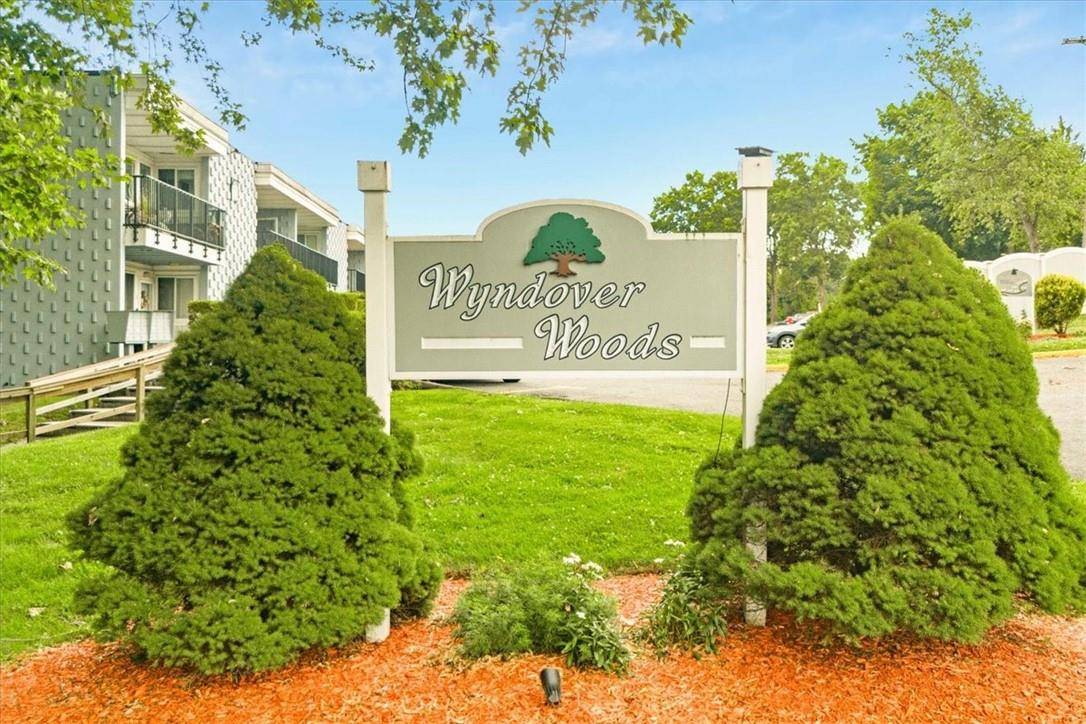 White Plains, NY 10603,5 Wyndover Woods LN #3