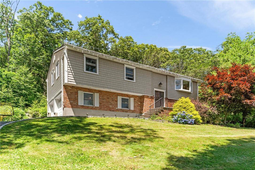 Mohegan Lake, NY 10547,1471 Ivy RD