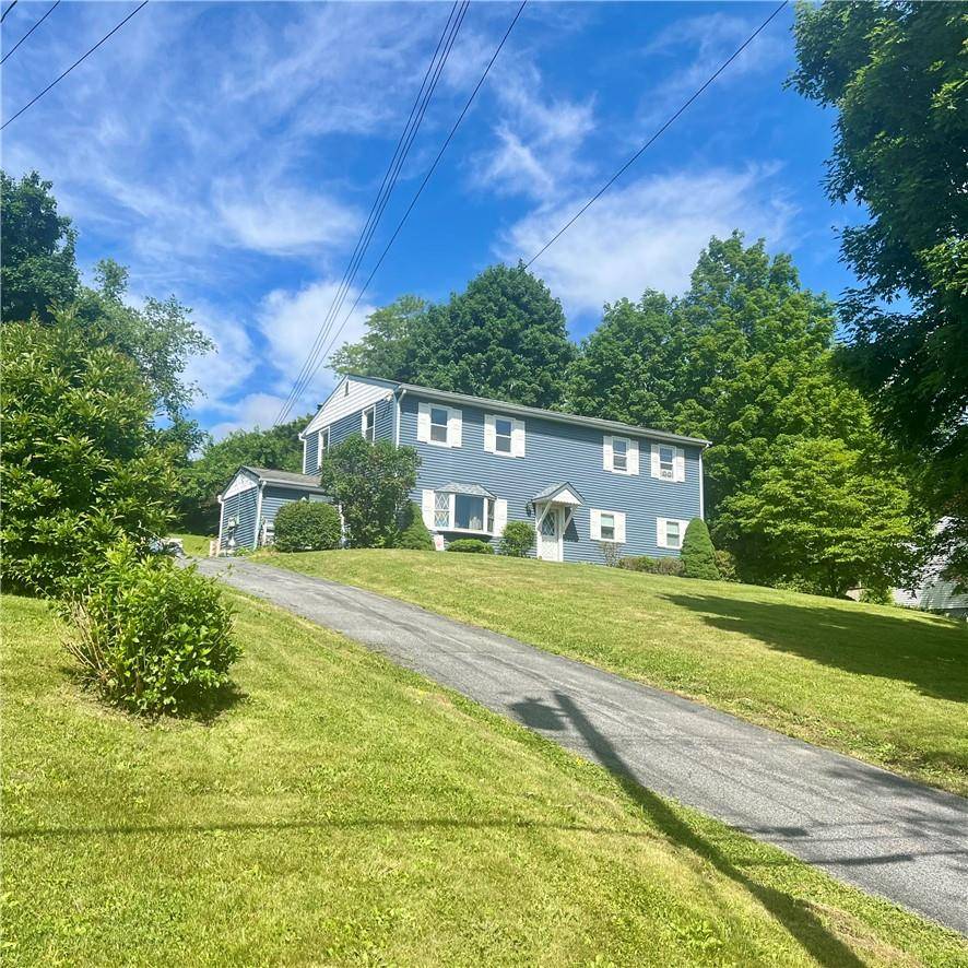 Mahopac, NY 10541,26 Hilltop DR