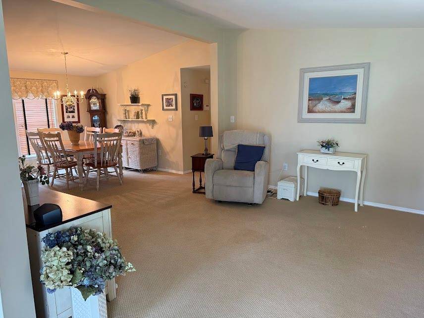 Poughkeepsie, NY 12603,30 Naples DR