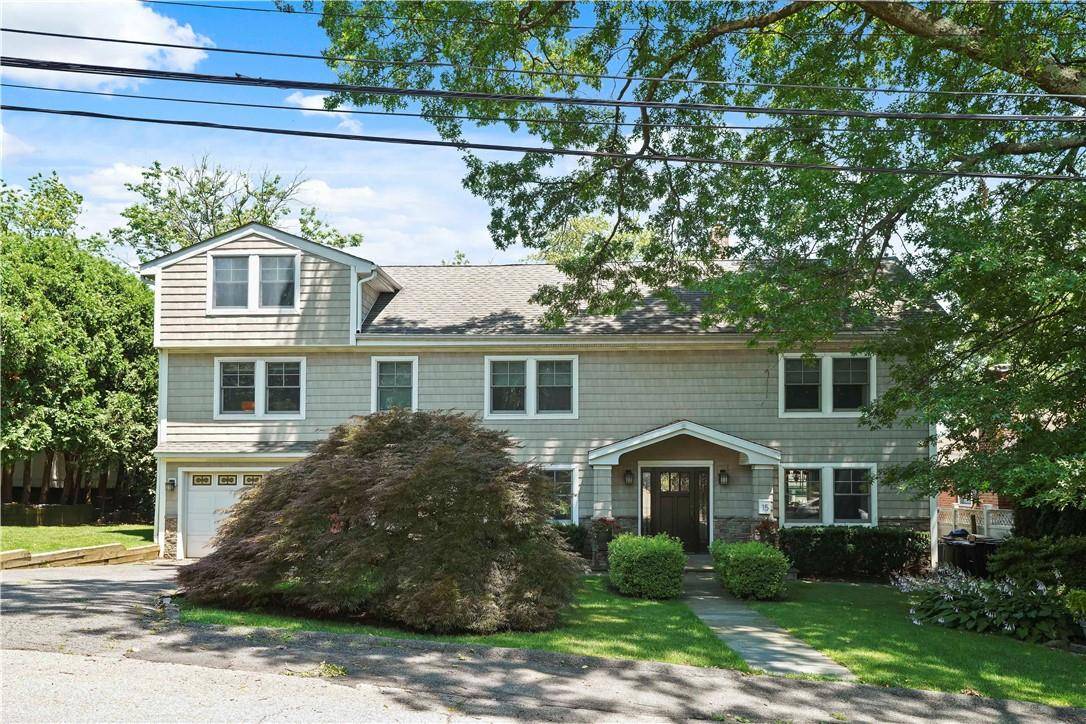 Yonkers, NY 10710,11 Roundhill DR