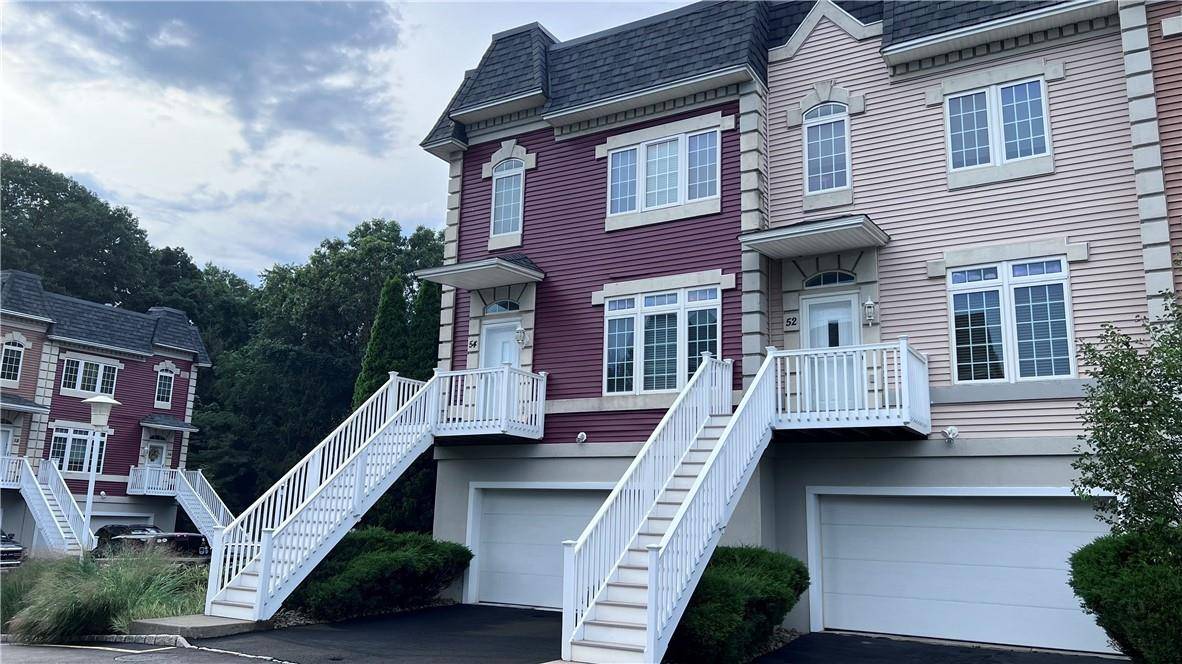 Nanuet, NY 10954,54 Alexander CT