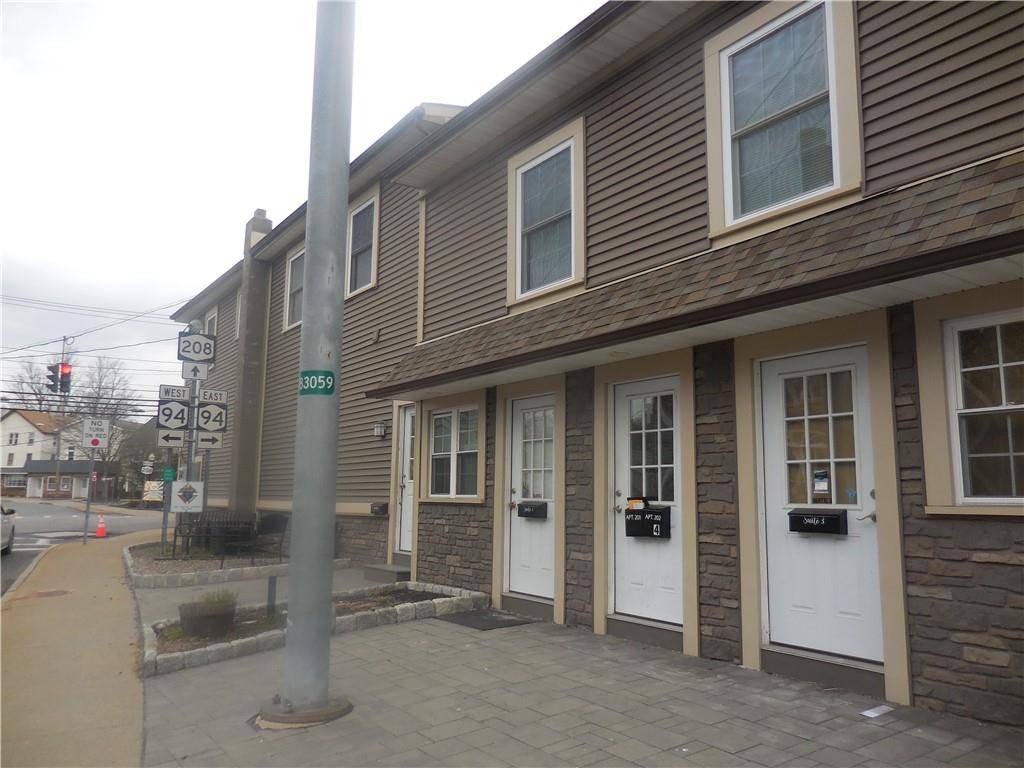 Washingtonville, NY 10992,1 E Main ST #2