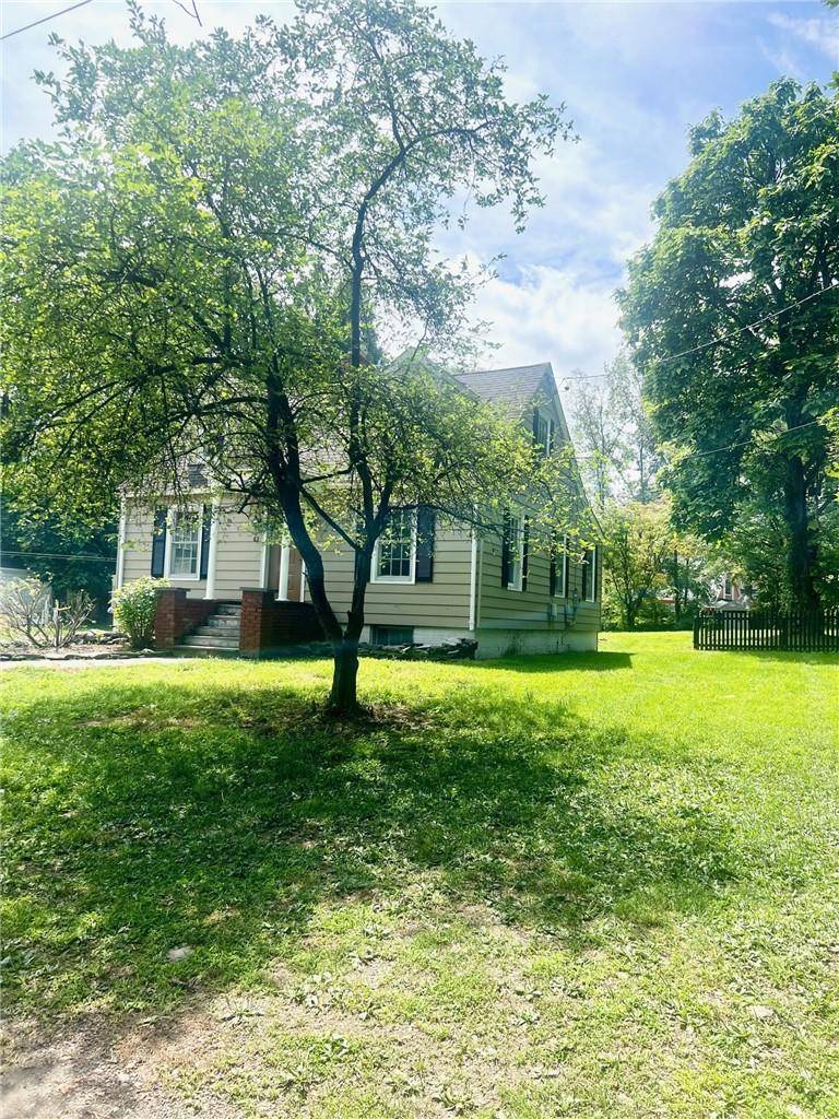 Hyde Park, NY 12538,4 Davis PL