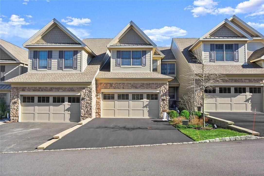 Cortlandt Manor, NY 10567,5 Bonham LN