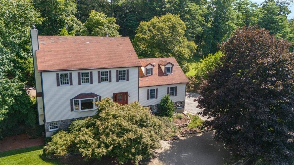 Pawling, NY 12564,173 Quaker Hill RD