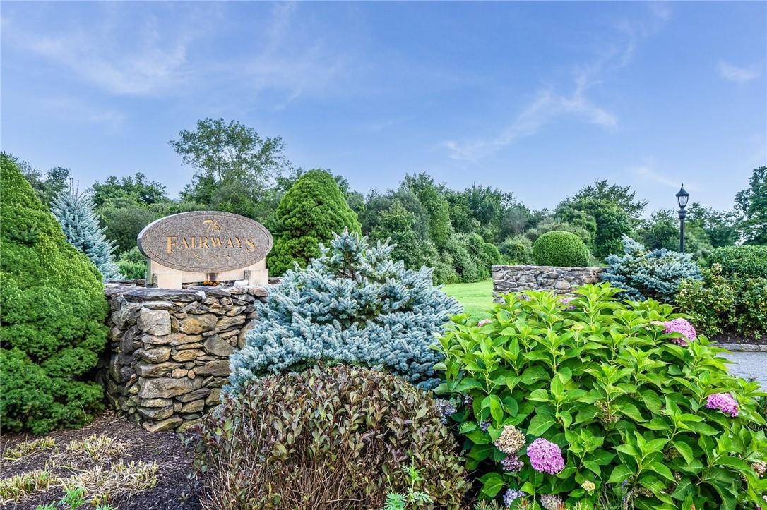 Carmel, NY 10512,139 Fairways CT