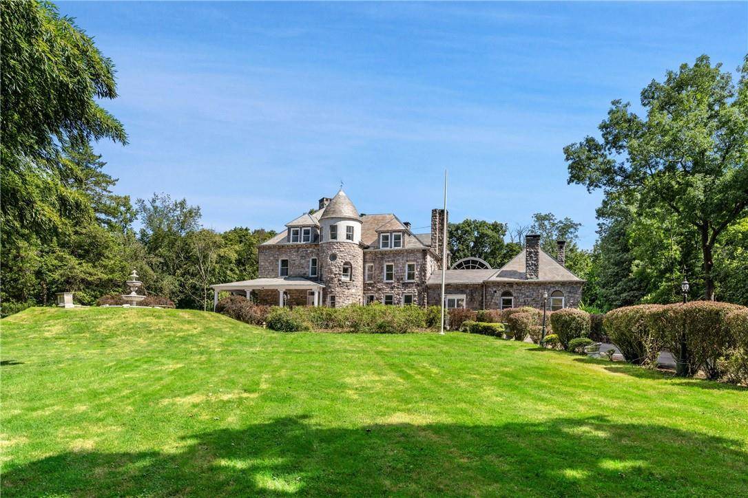 Briarcliff Manor, NY 10510,139 Scarborough RD