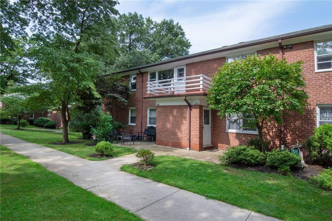 Irvington, NY 10533,326 S Buckhout ST #-