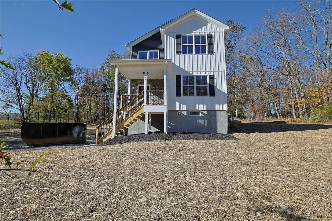 Pine Bush, NY 12566,759 Burlingham RD