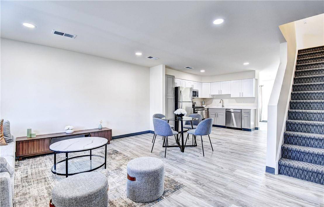 Saugerties, NY 12477,38 LEVY PL