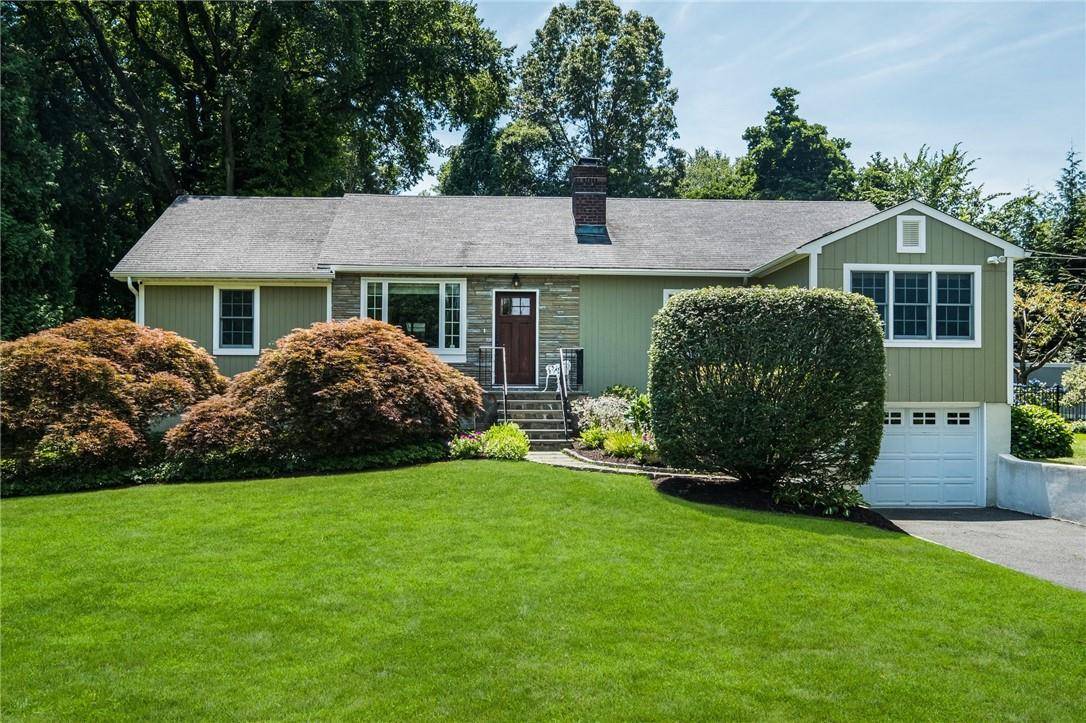 North Salem, NY 10560,3 Valeria CIR